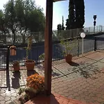 Froggy House בית נופש *