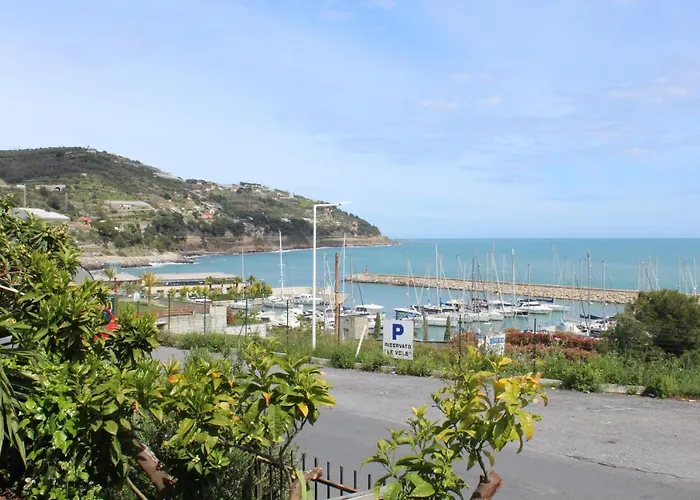 Semesterbostad Froggy House San Lorenzo al Mare